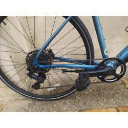 BICICLETA(SEGUNDA MANO)CANNONDALE QUICK  700