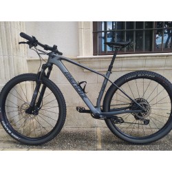 BICICLETA(SEMINUEVA) 29" MENDIZ X21 CARBONO 12 V