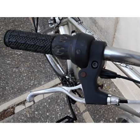 BICICLETA(SEGUNDA MANO)BH WINDSOR 700 HIBRIDA