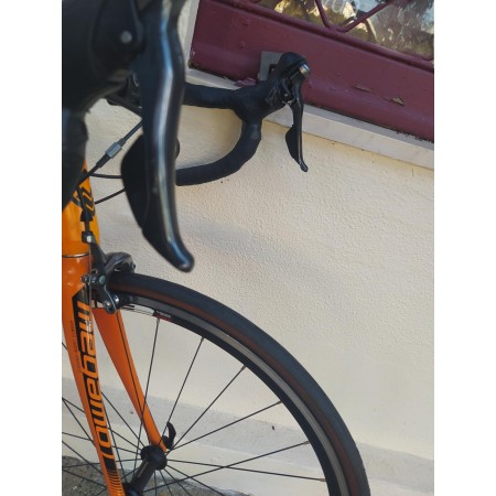 BICICLETA(SEGUNDA MANO)CARRETERA MEGAMO RIO 700