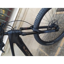 BICICLETA(SEMINUEVA) ELECTRICA 29'' DOBLE TREK RAIL 9.5