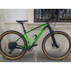 BICICLETA(SEMINUEVA)CARBONO...